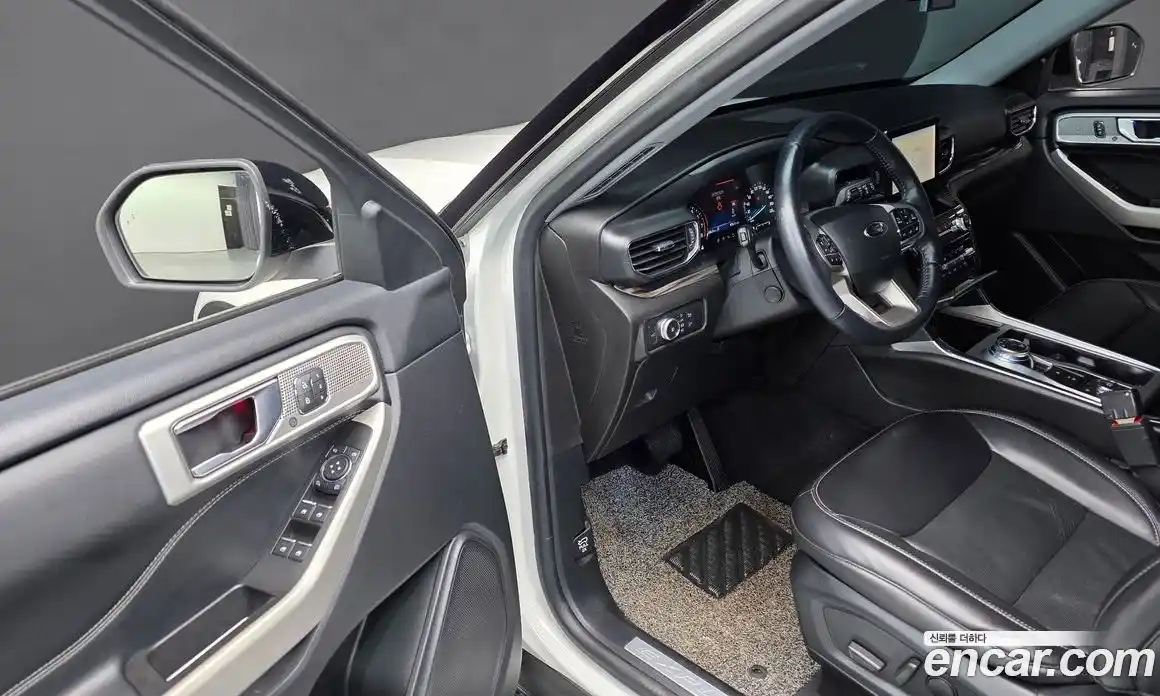 Ford Explorer 2022 2.3 Автомат в Москве № 199895, фото 18