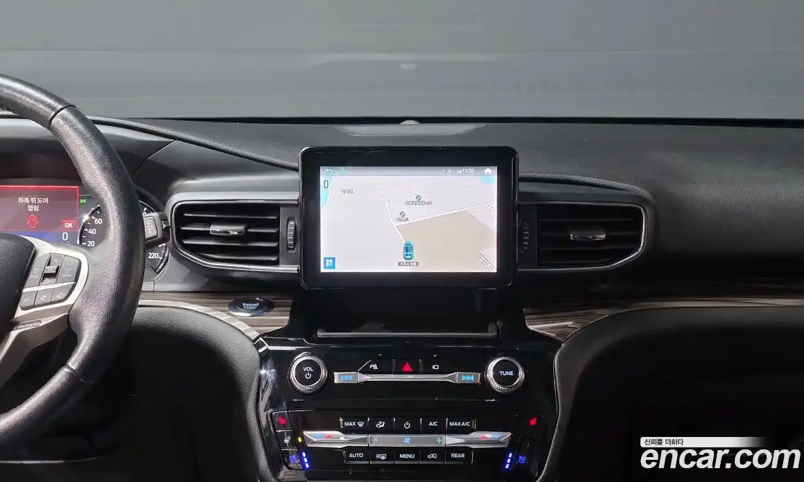 Ford Explorer 2022 2.3 Автомат в Москве № 199895, фото 3