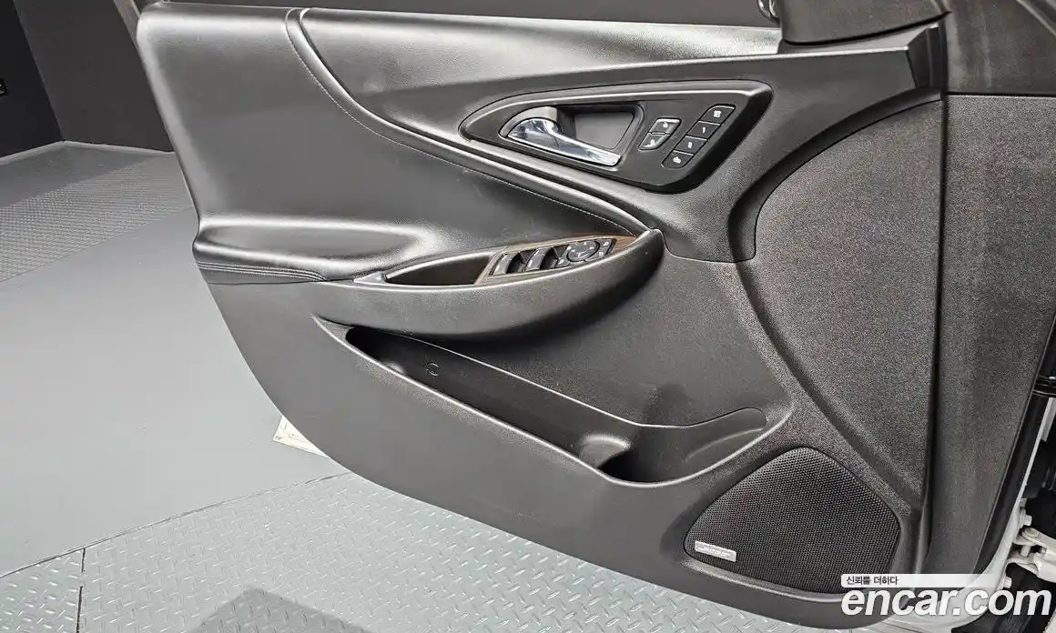 Chevrolet Malibu 2017 1.5 Автомат в Москве № 202923, фото 19