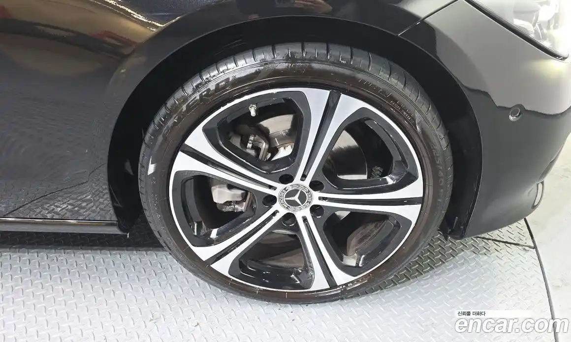 Mercedes-Benz C-Class 2023 2.0 Автомат в Москве № 204635, фото 12