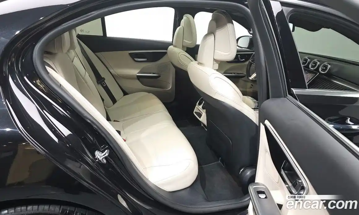 Mercedes-Benz C-Class 2023 2.0 Автомат в Москве № 204635, фото 19