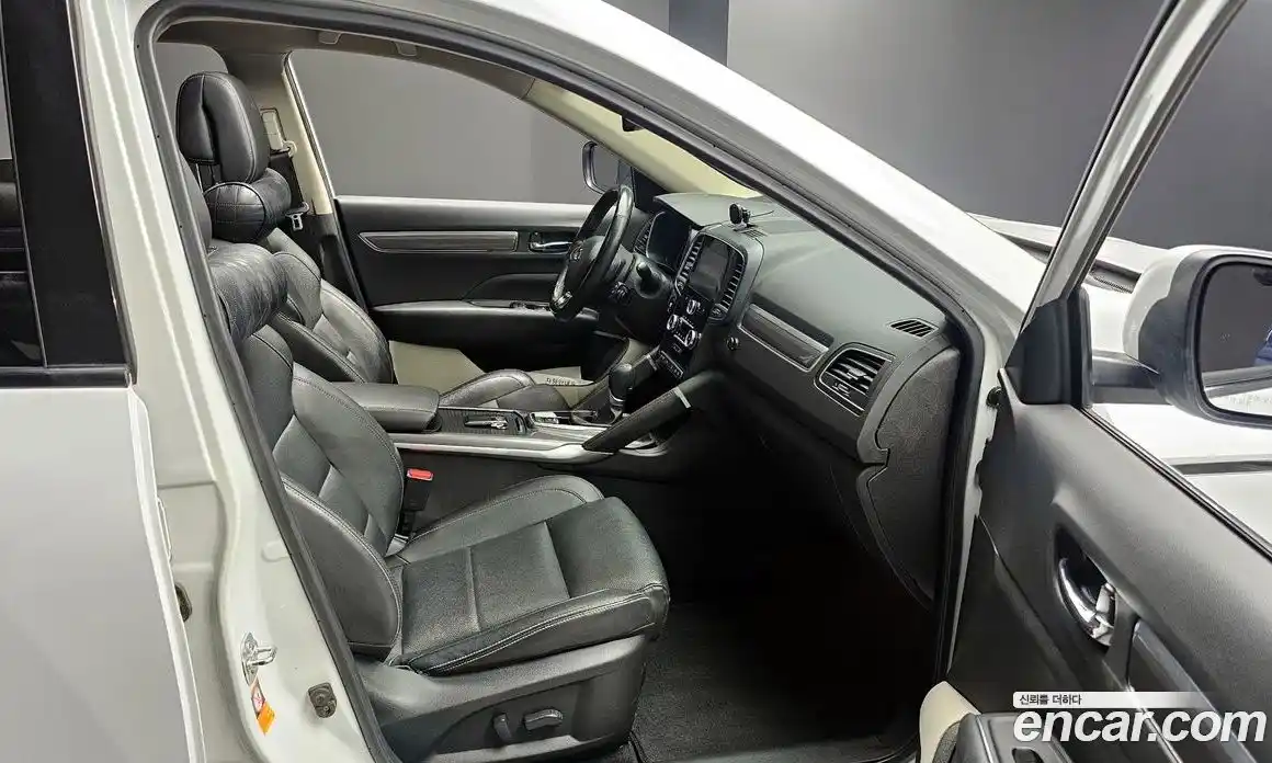 Renault QM6 2017 2.0 Автомат в Москве № 209053, фото 11