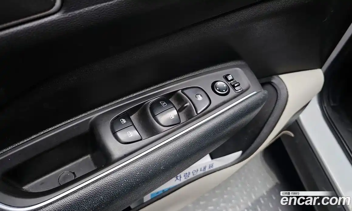 Renault QM6 2017 2.0 Автомат в Москве № 209053, фото 18