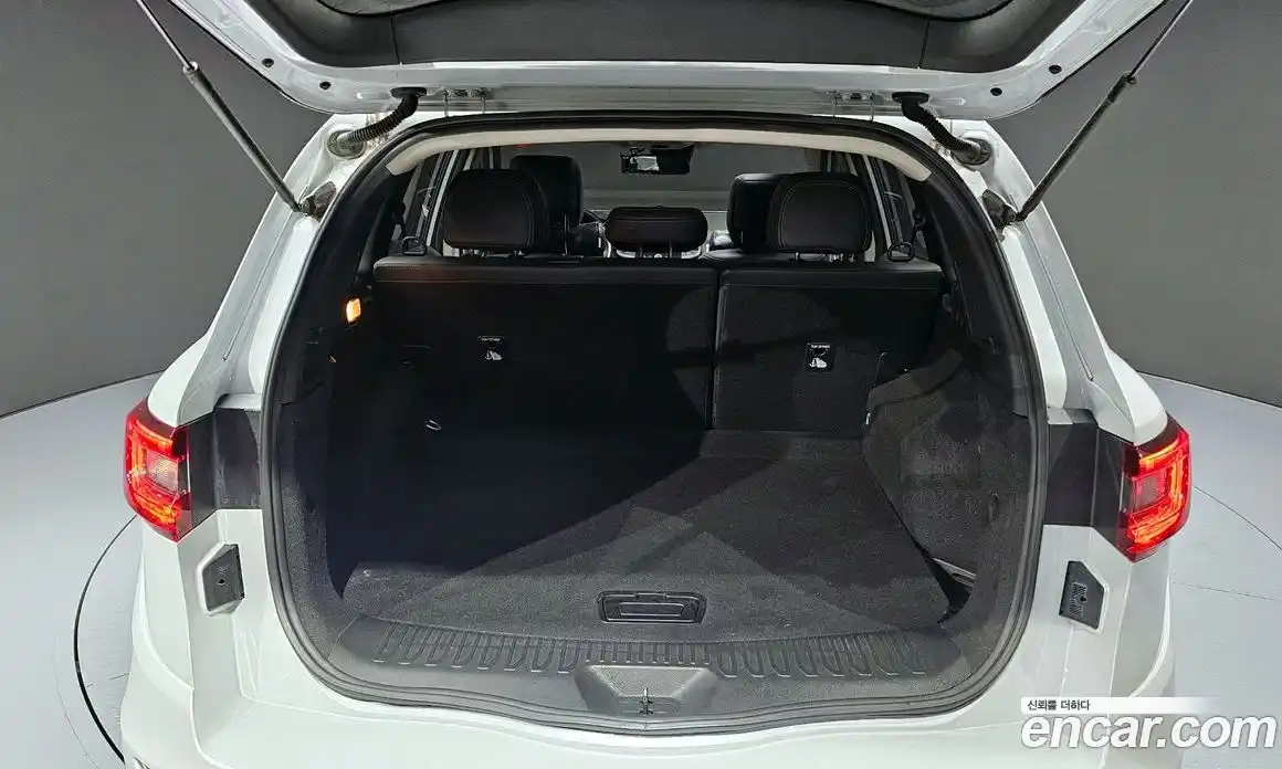 Renault QM6 2017 2.0 Автомат в Москве № 209053, фото 20