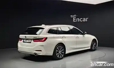 BMW 3-Series 2024 2.0 Автомат в Москве № 210515, миниатюра 2