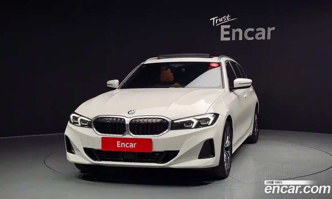 BMW 3-Series 2024 2.0 Автомат в Москве № 210515, фото 3