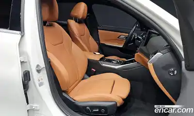 BMW 3-Series 2024 2.0 Автомат в Москве № 210515, миниатюра 10