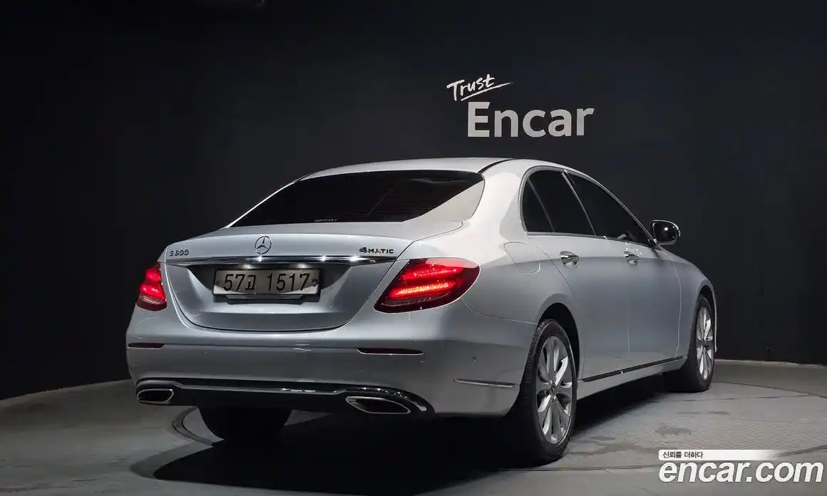 Mercedes-Benz E-Class 2019 2.0 Автомат в Москве № 211731, фото 9