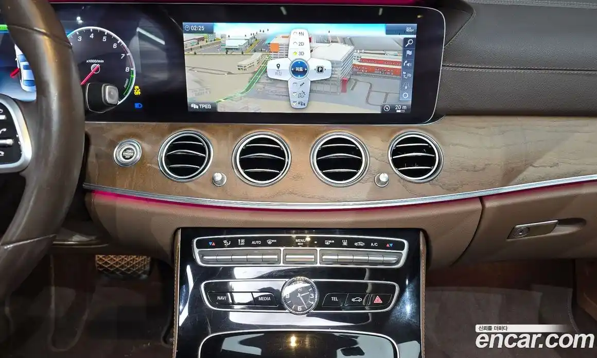 Mercedes-Benz E-Class 2019 2.0 Автомат в Москве № 212226, фото 11