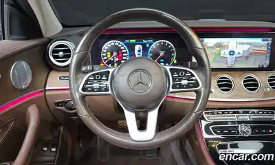 Mercedes-Benz E-Class 2019 2.0 Автомат в Москве № 212226, миниатюра 4