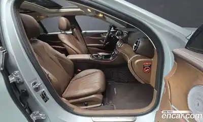 Mercedes-Benz E-Class 2019 2.0 Автомат в Москве № 212226, миниатюра 10