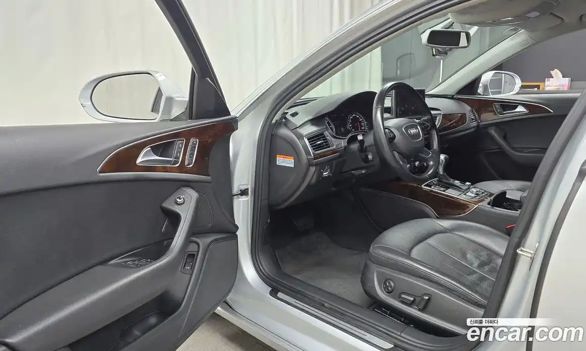 Audi A6 2015 2.0 Автомат в Москве № 212552, фото 2