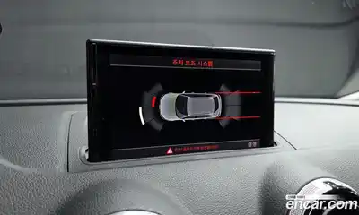 Audi A3 2015 2.0 Автомат в Москве № 212651, миниатюра 3