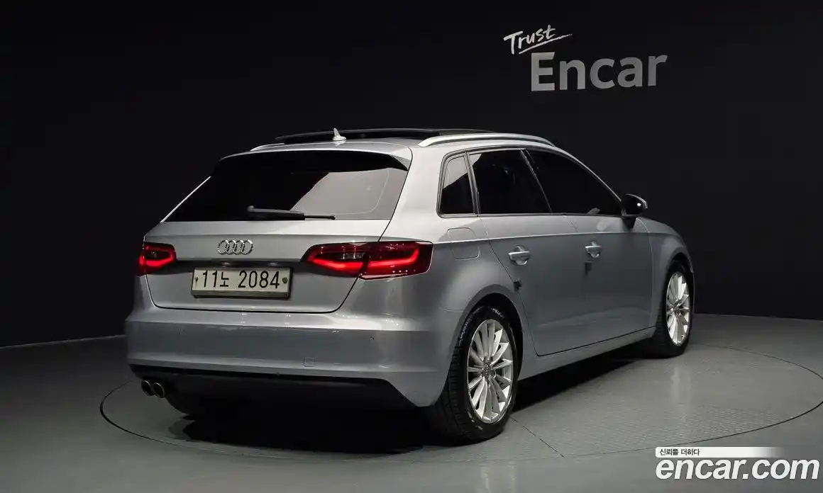 Audi A3 2015 2.0 Автомат в Москве № 212651, фото 4