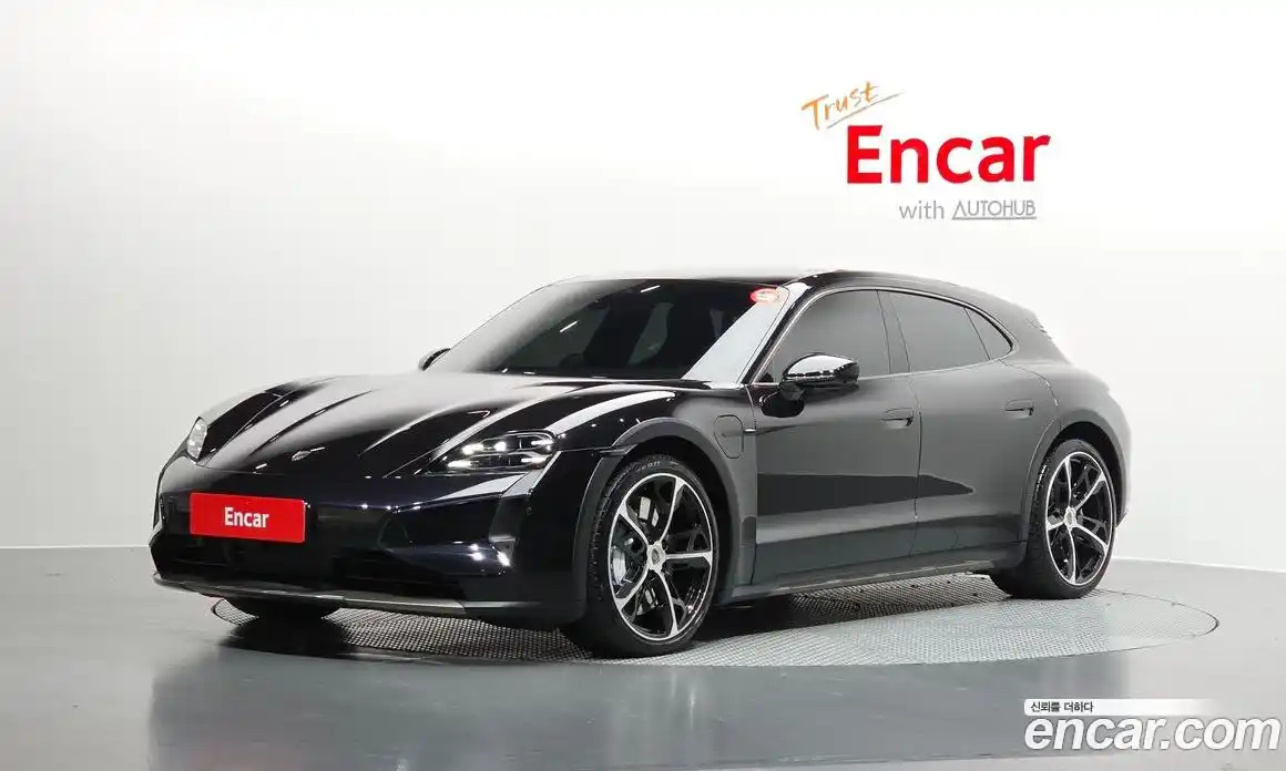 Porsche Taycan 2025 0.1 Автомат в Москве № 213082, фото 12