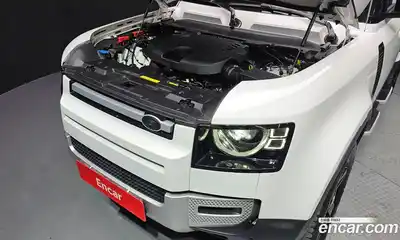 Land Rover Defender 2023 3.0 Автомат в Москве № 213382, миниатюра 9