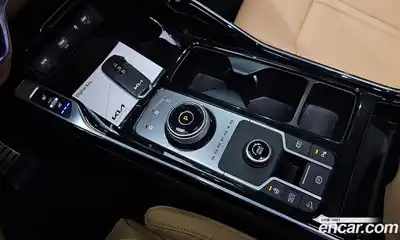 Kia Sorento 2022 1.6 Автомат в Москве № 21453, миниатюра 3