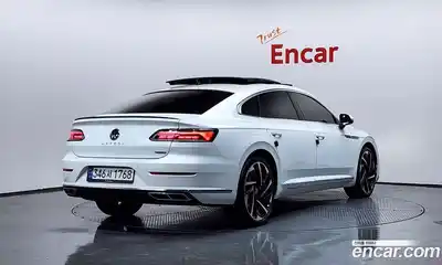 Volkswagen Arteon 2022 2.0 Автомат в Москве № 214902, миниатюра 2