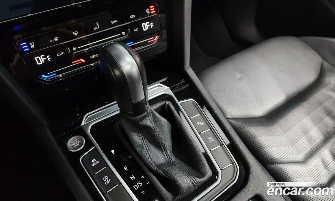 Volkswagen Arteon 2022 2.0 Автомат в Москве № 215109, фото 11