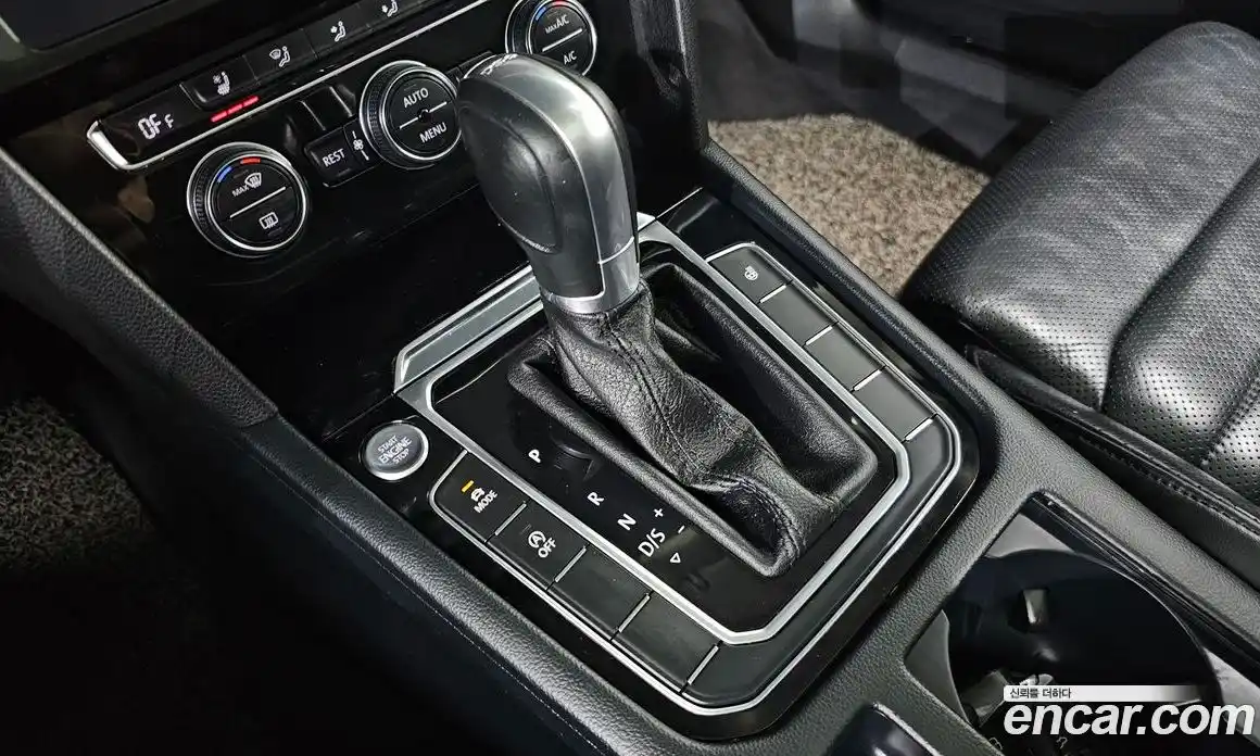 Volkswagen Passat 2018 2.0 Автомат в Москве № 215142, фото 8