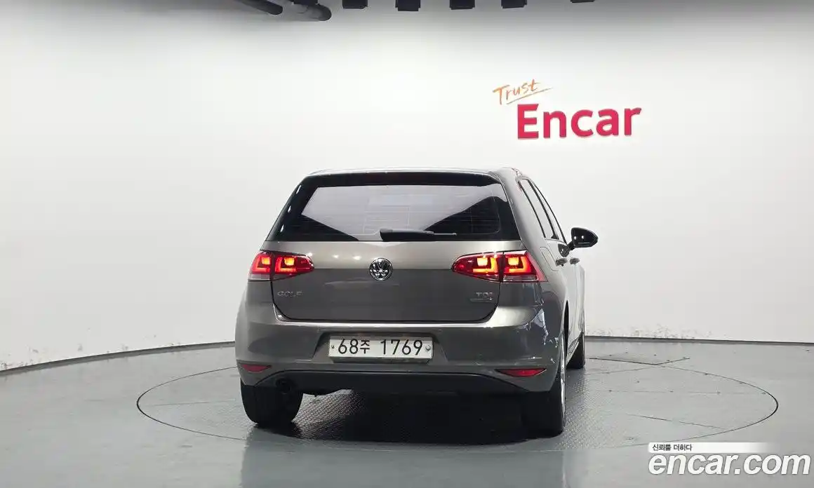 Volkswagen Golf 2013 1.6 Автомат в Москве № 215318, фото 13