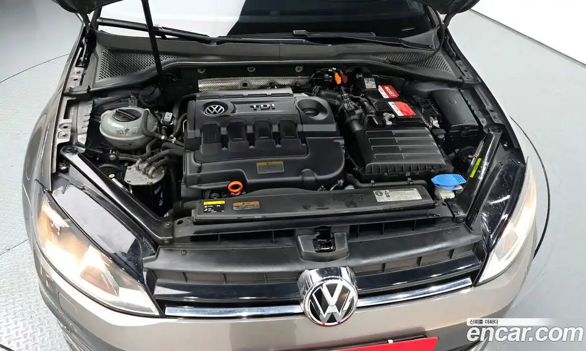 Volkswagen Golf 2013 1.6 Автомат в Москве № 215318, фото 14