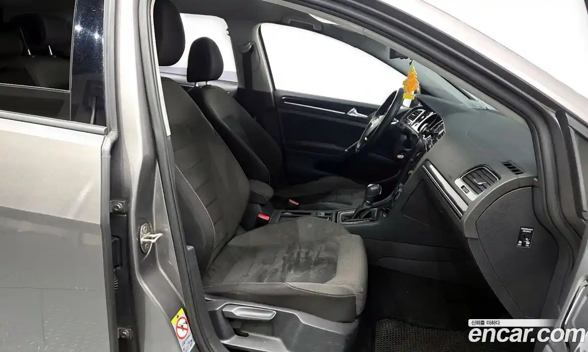 Volkswagen Golf 2013 1.6 Автомат в Москве № 215318, фото 19