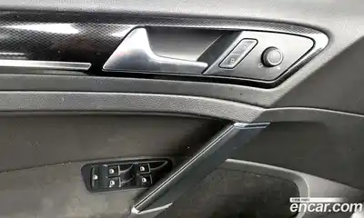 Volkswagen Golf 2013 1.6 Автомат в Москве № 215318, миниатюра 4