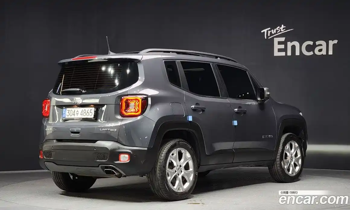 Jeep Renegade 2021 2.4 Автомат в Москве № 215498, фото 4