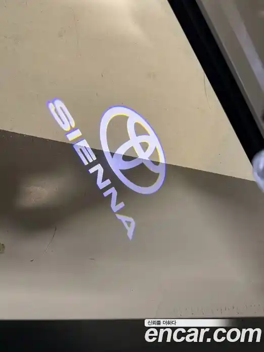 Toyota Sienna 2024 2.5 Автомат в Москве № 215622, фото 15