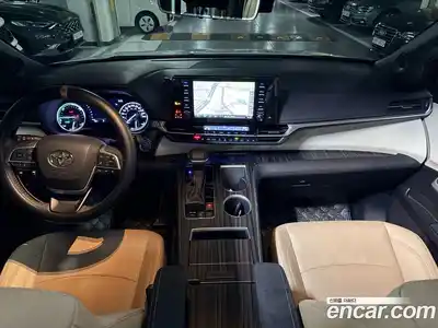 Toyota Sienna 2024 2.5 Автомат в Москве № 215622, миниатюра 7