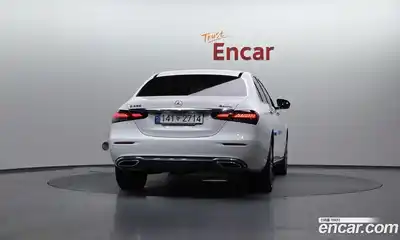 Mercedes-Benz E-Class 2023 2.0 Автомат в Москве № 218534, миниатюра 4