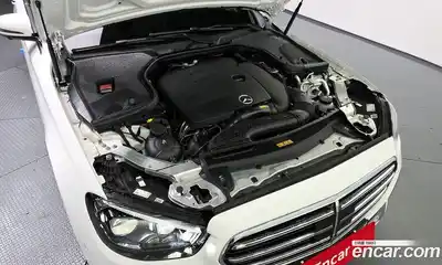 Mercedes-Benz E-Class 2023 2.0 Автомат в Москве № 218534, миниатюра 6
