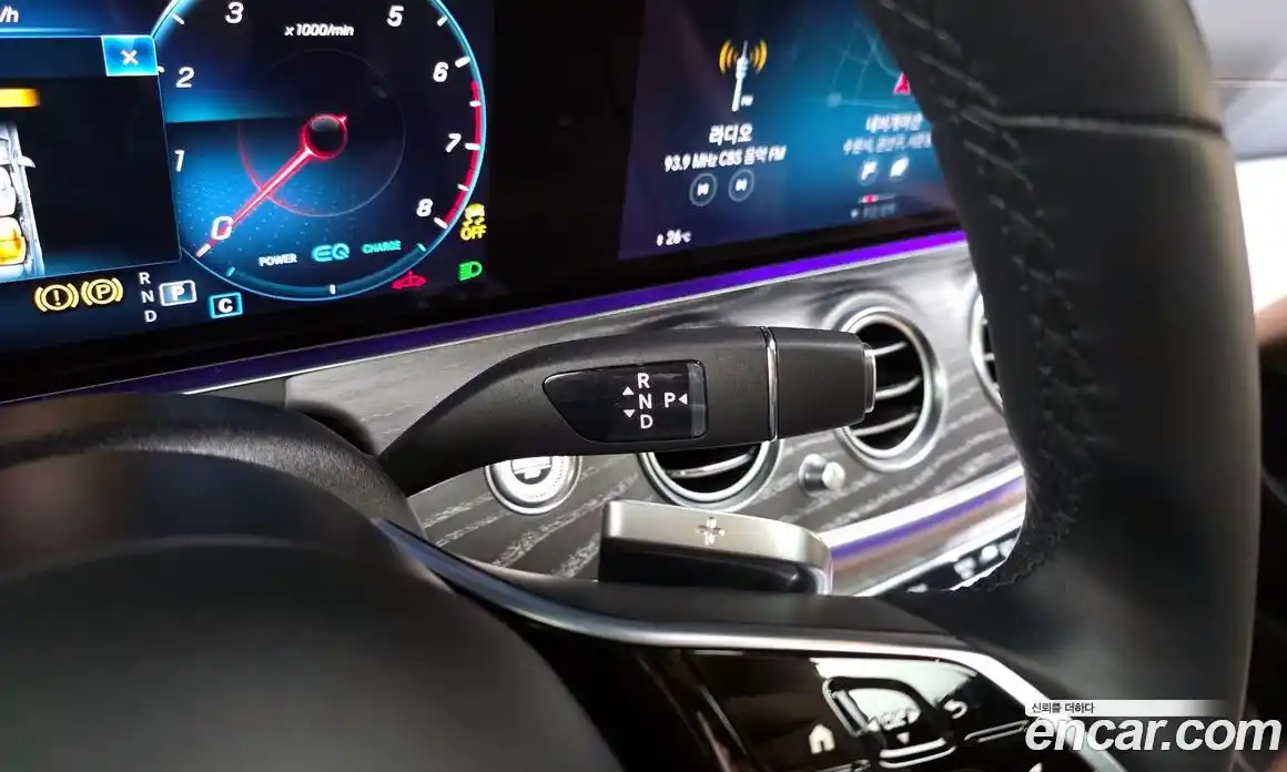 Mercedes-Benz E-Class 2023 2.0 Автомат в Москве № 218534, фото 9