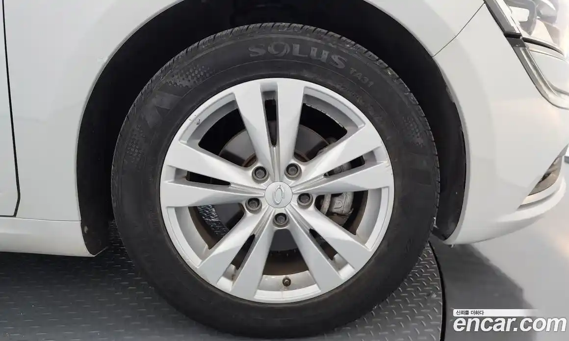 Renault SM6 2020 2.0 Автомат в Москве № 222146, фото 15