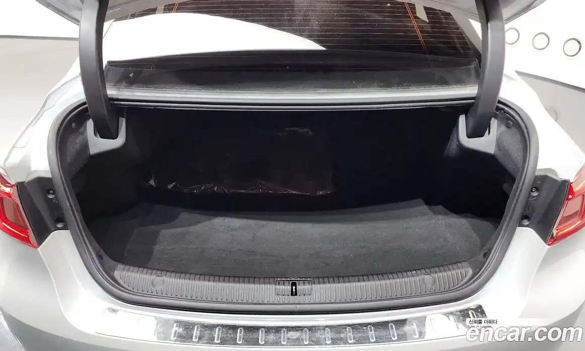 Renault SM6 2020 2.0 Автомат в Москве № 222146, фото 6