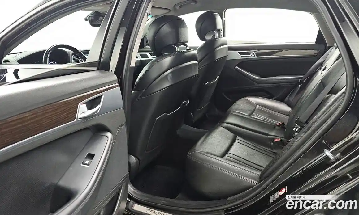 Genesis G80 2018 3.3 Автомат в Москве № 224020, фото 13