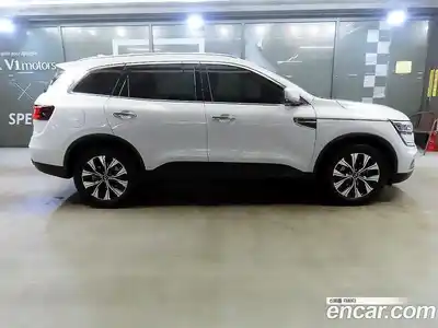 Renault QM6 2023 2.0 Автомат в Москве № 227375, миниатюра 3