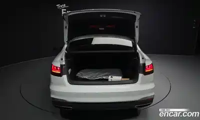 Audi A4 2023 2.0 Автомат в Москве № 228192, миниатюра 3