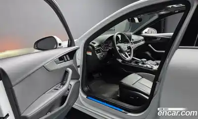 Audi A4 2023 2.0 Автомат в Москве № 228192, миниатюра 4