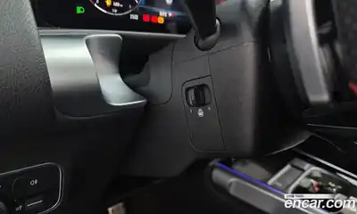 Mercedes-Benz GLB-Class, 2025