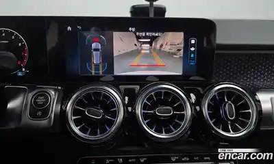 Mercedes-Benz GLB-Class 2025 2.0 Автомат в Москве № 229431, миниатюра 4