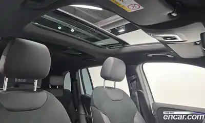 Mercedes-Benz GLB-Class 2025 2.0 Автомат в Москве № 229431, миниатюра 5