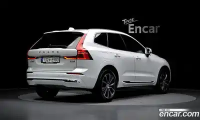Volvo XC60 2022 2.0 Автомат в Москве № 230395, миниатюра 2