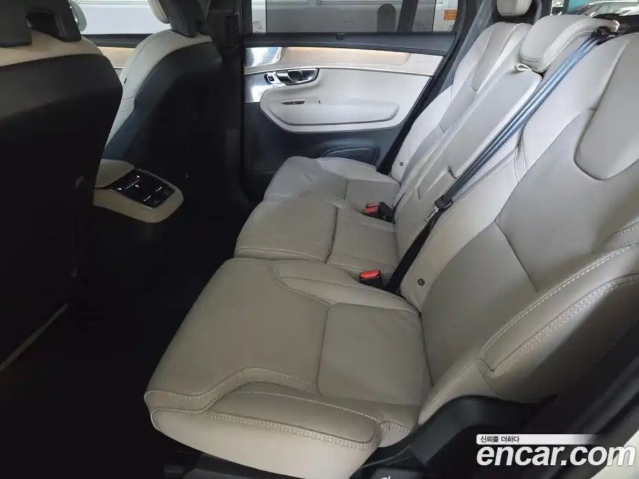Volvo XC90 2026 2.0 Автомат в Москве № 230748, фото 11