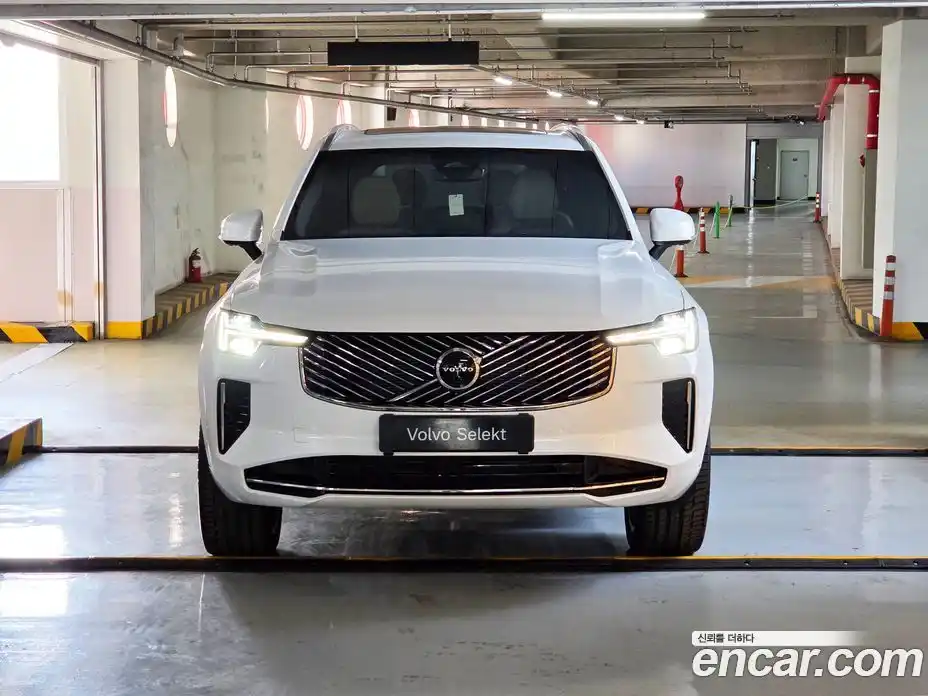 Volvo XC90 2026 2.0 Автомат в Москве № 230748, фото 3