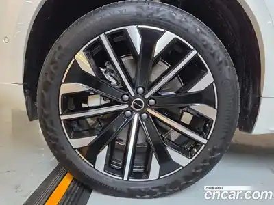 Volvo XC90 2026 2.0 Автомат в Москве № 230748, миниатюра 5