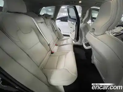 Volvo XC60 2026 2.0 Автомат в Москве № 230761, миниатюра 11