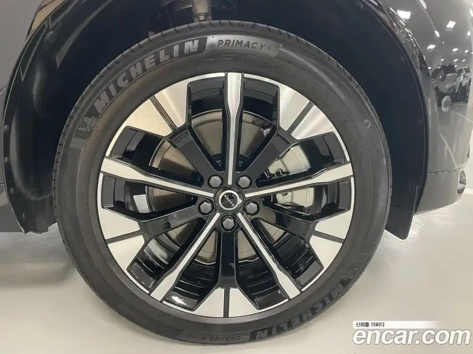 Volvo XC60 2026 2.0 Автомат в Москве № 230761, фото 5