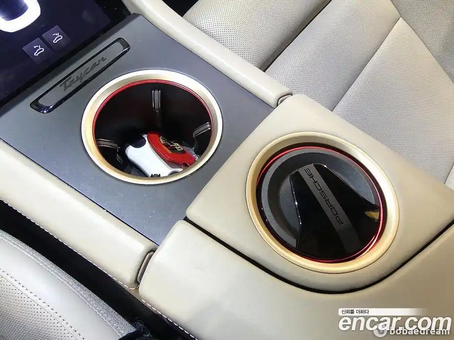 Porsche Taycan 2021 Автомат в Москве № 231041, фото 14